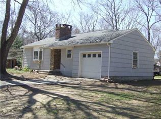 11 Ridge Rd, Gales Ferry, CT 06335