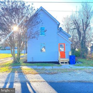 208 W 2nd St, Ridgely, MD, 21660