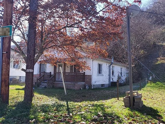 2nd image of 114 Westwood Dr