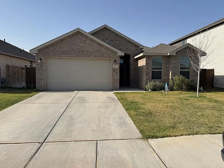 3212 Mearns Ct — Photo 1