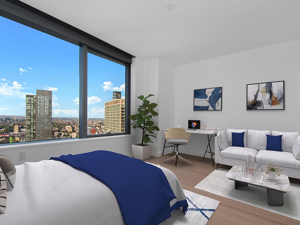 1st image of 3 Court Sq Floor 3