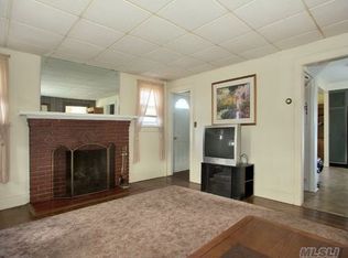 3121 Royal Ave, Oceanside, NY 11572