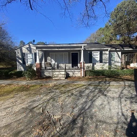 2397 Sandy Plains Rd — Photo 2