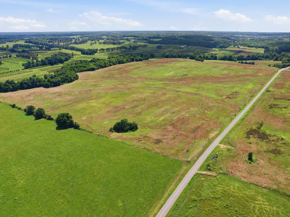 8363 W Green Hill Rd, Smithville, TN 37166