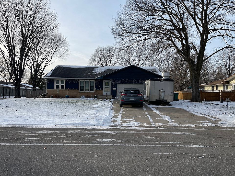 1st image of 222 S Donnelly Ave