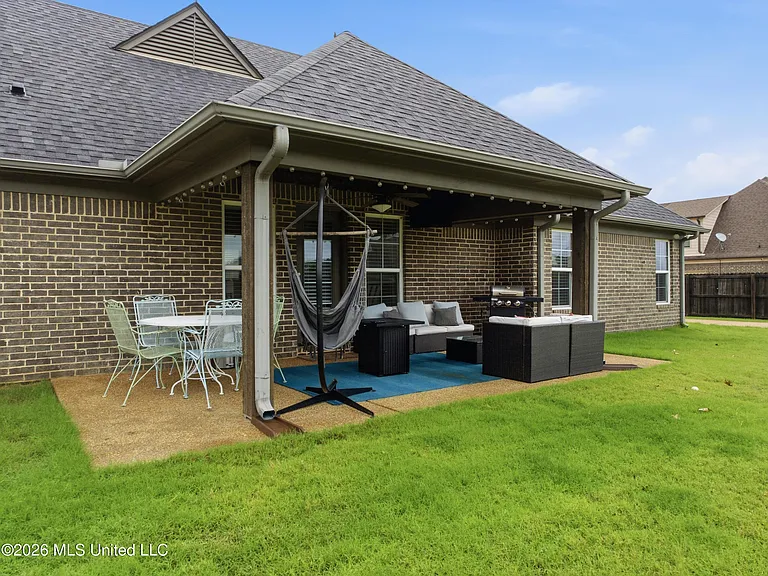 5353 Keating Dr — Photo 31