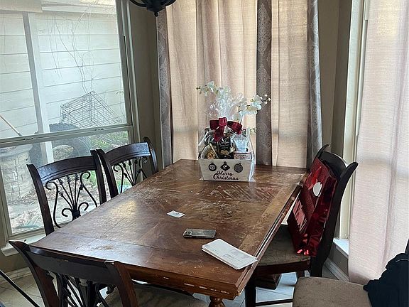 4th image of 18330 Ella Blvd