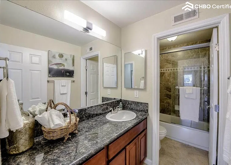 3911 Hills Ct — Photo 29