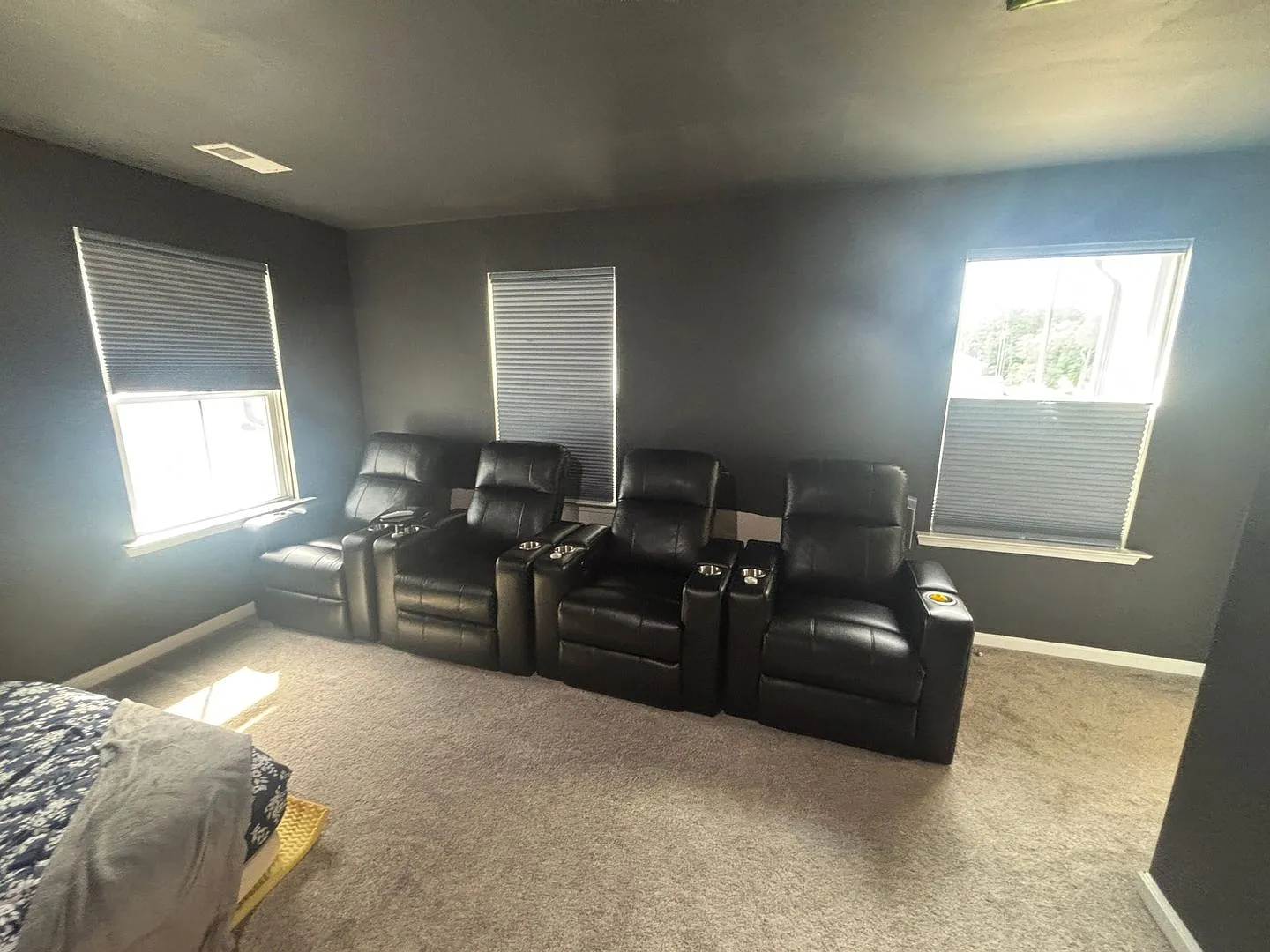 Room in 5 Bedroom Home at Aintree Ave — Photo 3