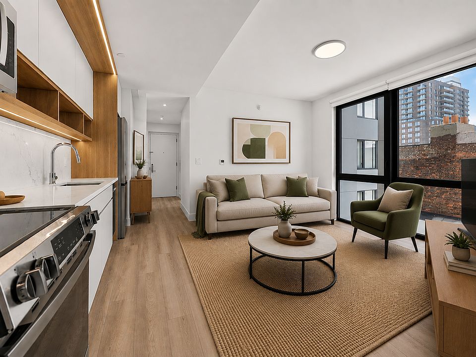 1st image of 52 4th Ave #307