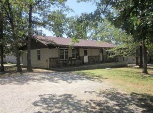 695 Acacia Club Rd, Hollister, MO 65672