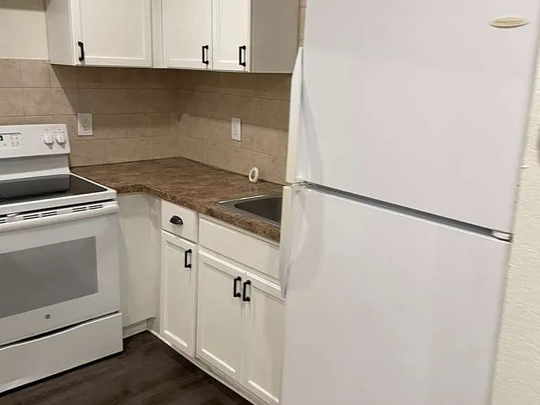 1460 Pierce St #5 — Photo 4