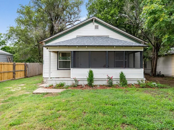 1831 S Laura Ave, Wichita, KS 67211