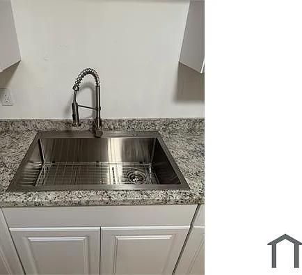 827 Ferguson St #1 — Photo 5