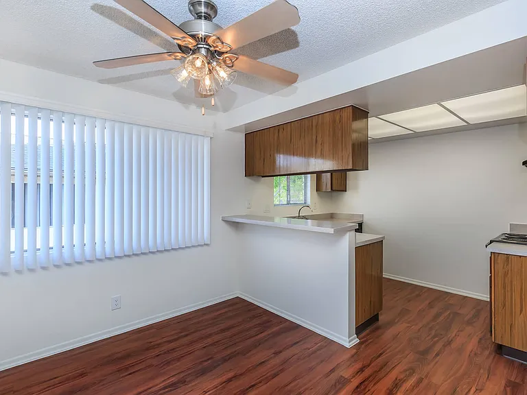 Ridgewood Village Apartment Homes — Photo 64