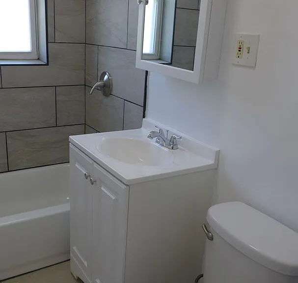 2050 Kostner — Photo 16