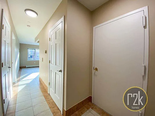 Rented by Realty 2000 Corp | media 13