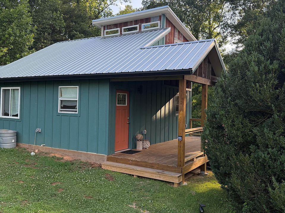 1st image of 36 Garland Rd #36