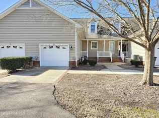 303 Dogwood Lndg, Vass, NC 28394