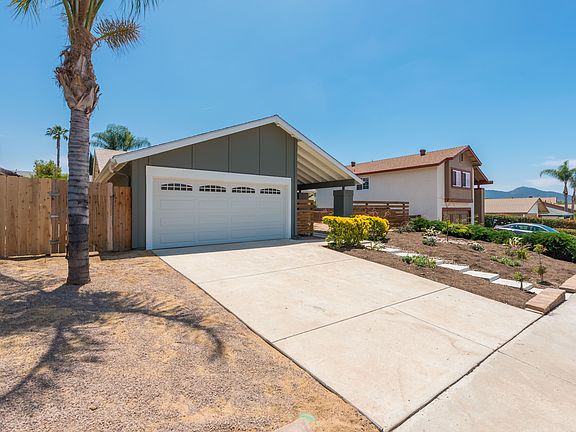 3rd image of 9337 Lake Country Dr