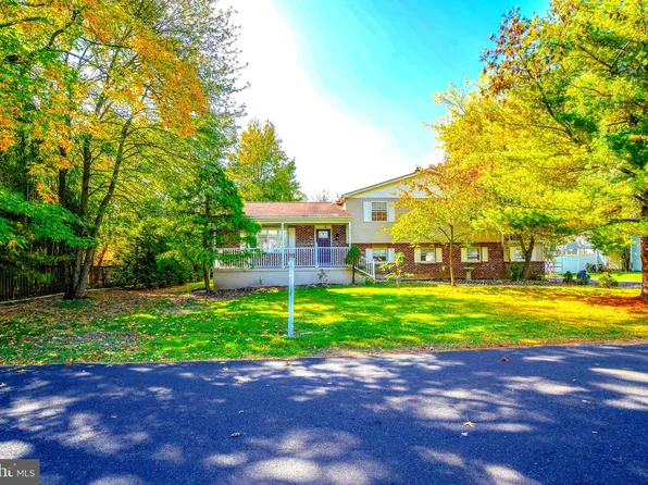 572 Jefferson Ave, Langhorne, PA 19047