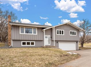 23770 Natchez Ave, Lakeville, MN 55044