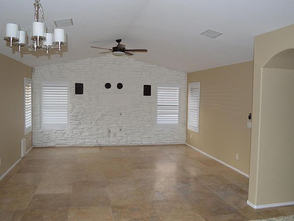 2nd image of 1096 E Gail Dr
