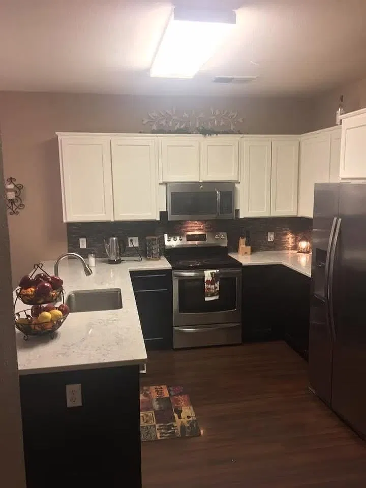 3 bed, 2.5 bath, 1801 sqft, $3,400 — Photo 4