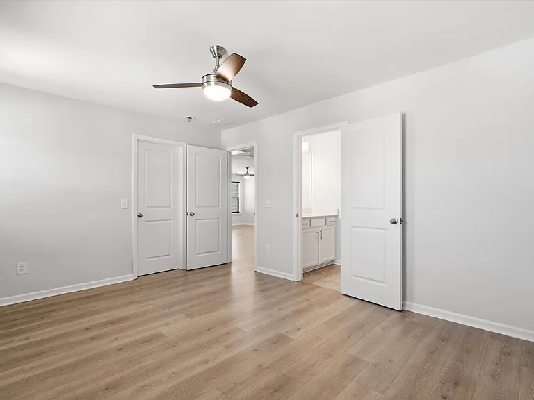 8646 Windsor Hill Blvd — Photo 34