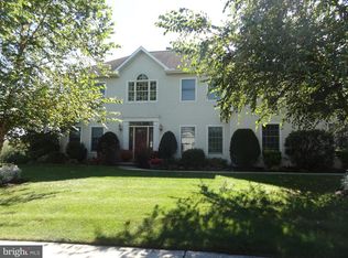 1214 Kings Cir, Mechanicsburg, PA 17050