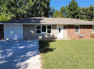 7 SE 240th Rd, Warrensburg, MO 64093