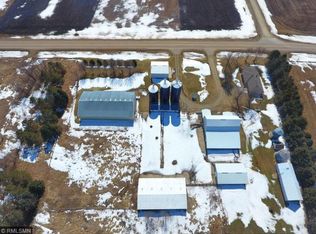 9524 255th St E, Medford, MN 55049