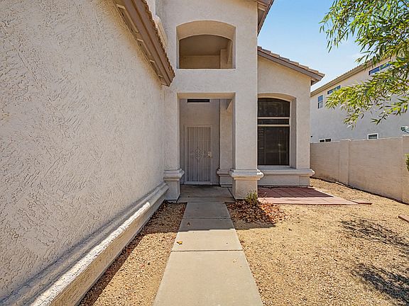 3rd image of 6947 W Via Del Sol Dr