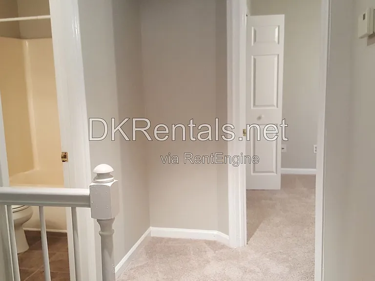 2160 Denson Ln S — Photo 12