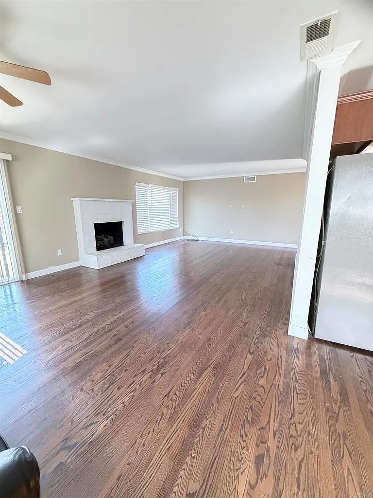 4 bed, 1431 sqft, $4,500 — Photo 4