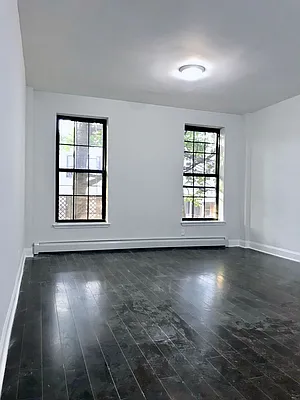 Rented by Zjama Realty Corp | media 4