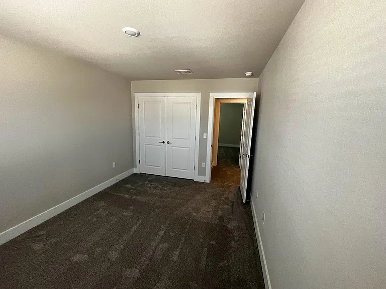2905 Mary Elizabeth Dr — Photo 28
