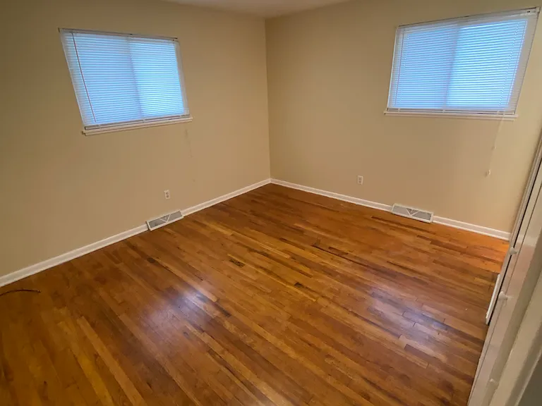8043 Wesley Dr — Photo 17