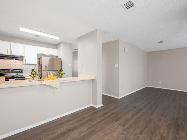 5608 Royal Ln #412