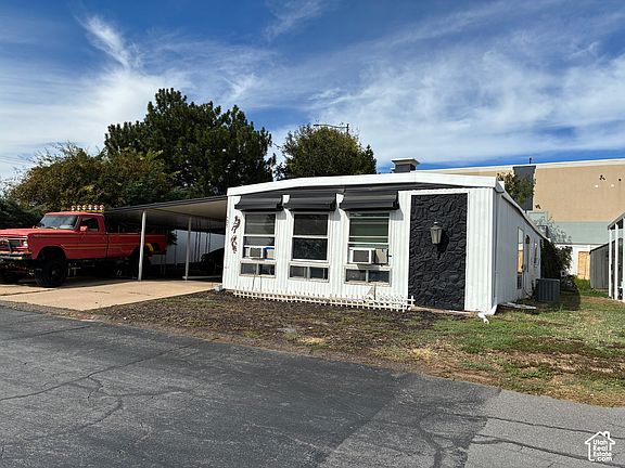 3rd image of 2600 N Hill Field Rd #131
