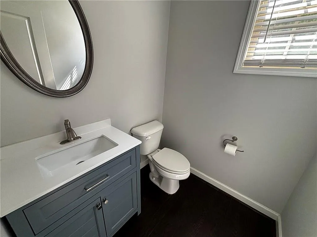 3 bed, 2.5 bath, 2088 sqft, $2,800 — Photo 4