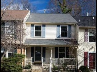 9153 Blarney Stone Dr, Springfield, VA 22152