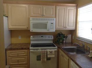 200 Turtle Lake Ct APT 101, Naples, FL 34105