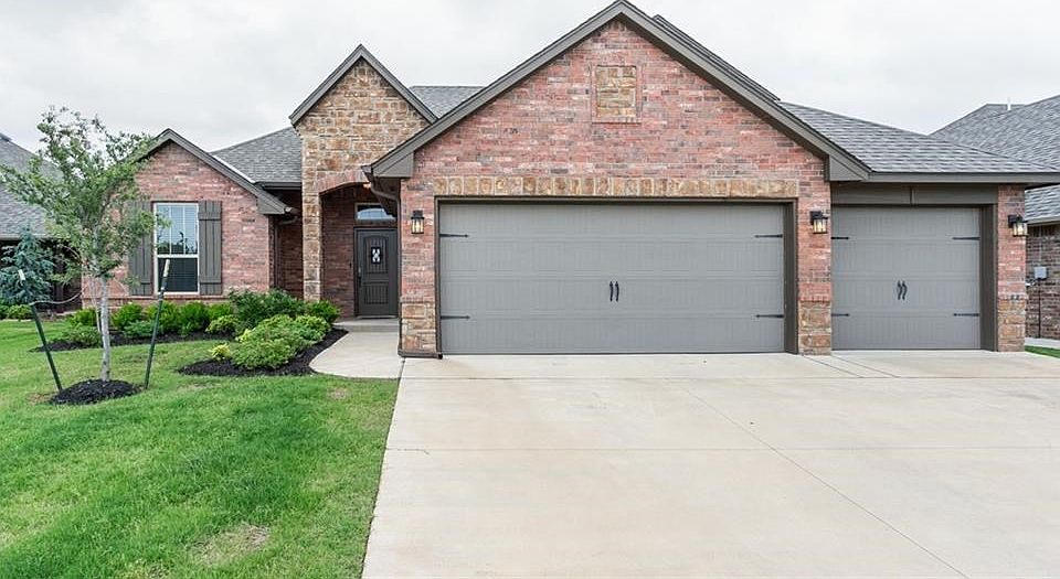 1st image of 3308 River Birch Ln