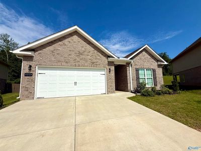 4018 Rockland Cir SE, Owens Cross Roads, AL, 35763