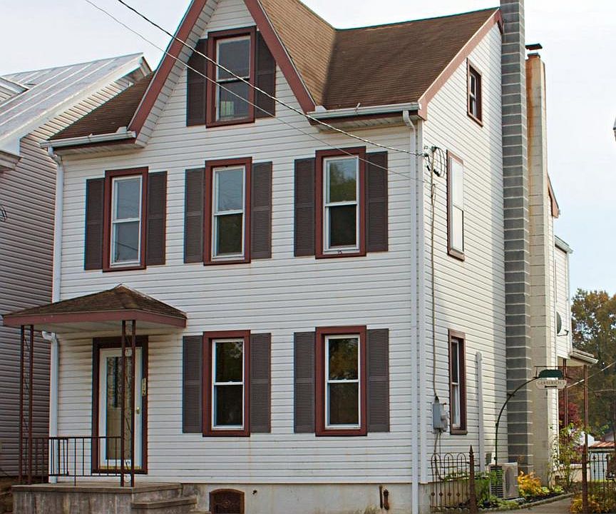 1st image of 112 E Market St