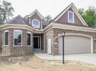 2514 Fairwood Ct, Beachwood, OH
