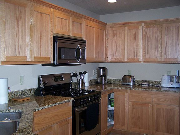 Oak, granite, stanless steel 