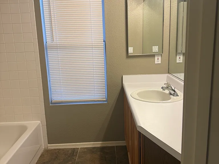 2601 W Camino Del Medrano — Photo 7