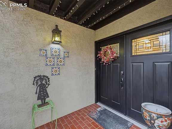 3rd image of 1098 Fontmore Rd APT B